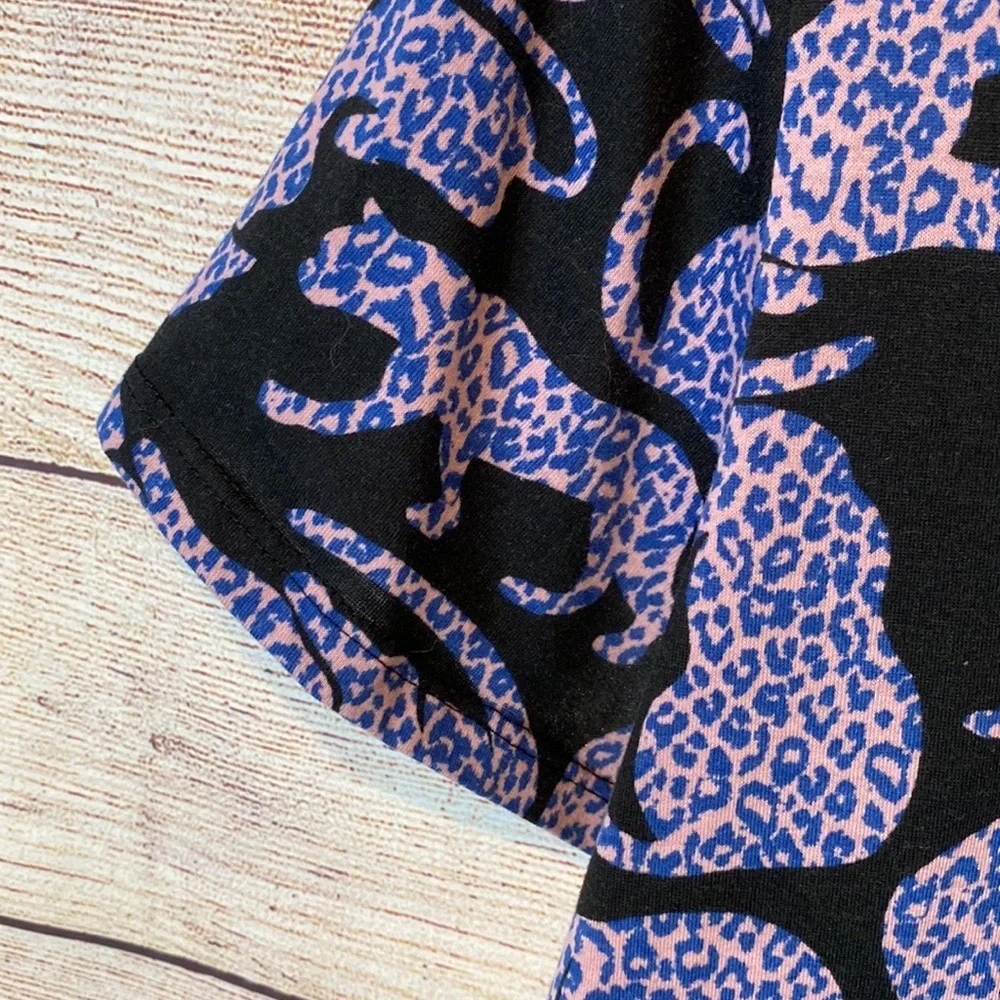 💜💜 LulaRoe Cheetah Short Sleeve Top Size L